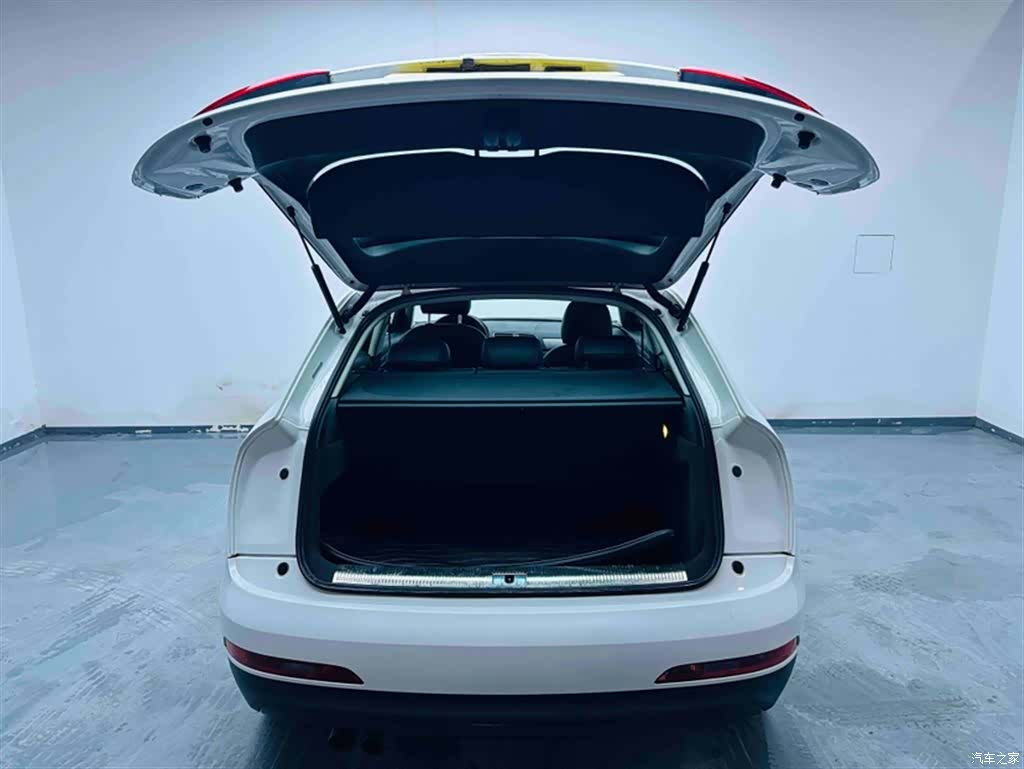 Audi Q3, 2015 19