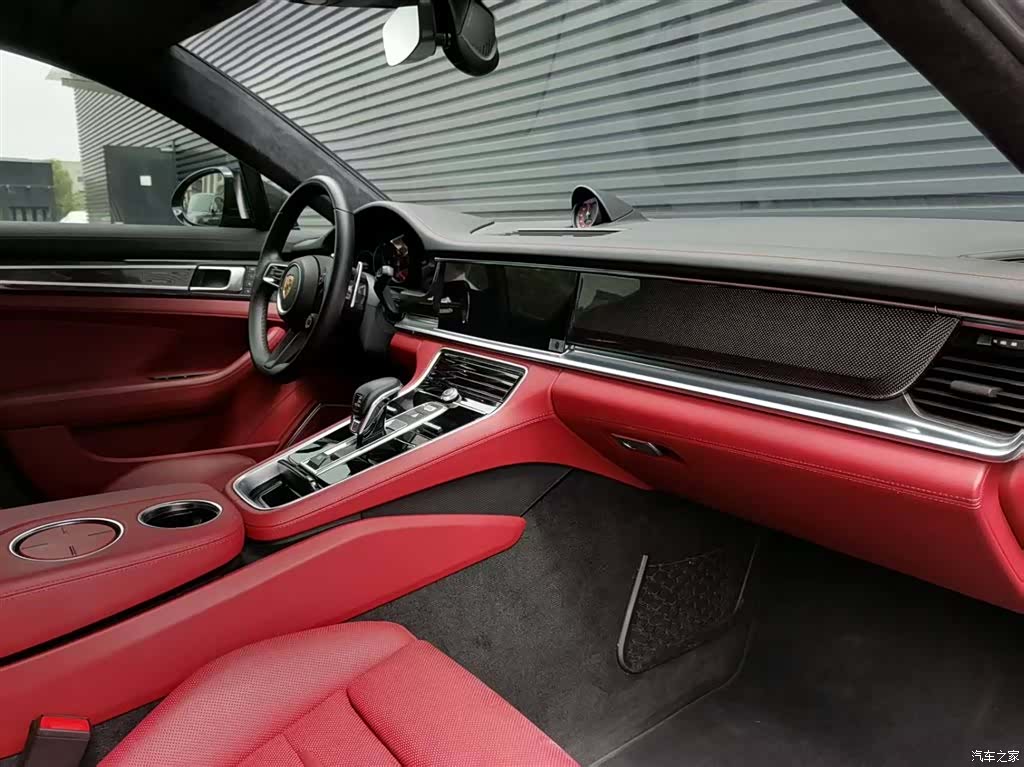 Porsche Panamera, 2023 13