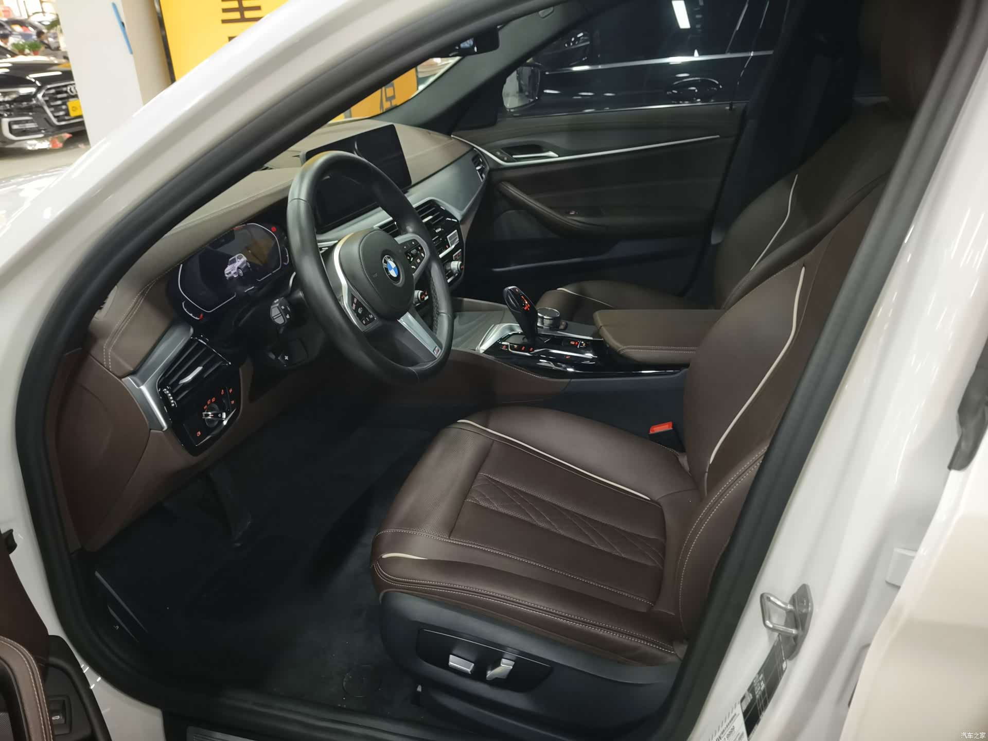 BMW 5 Series, 2023 8