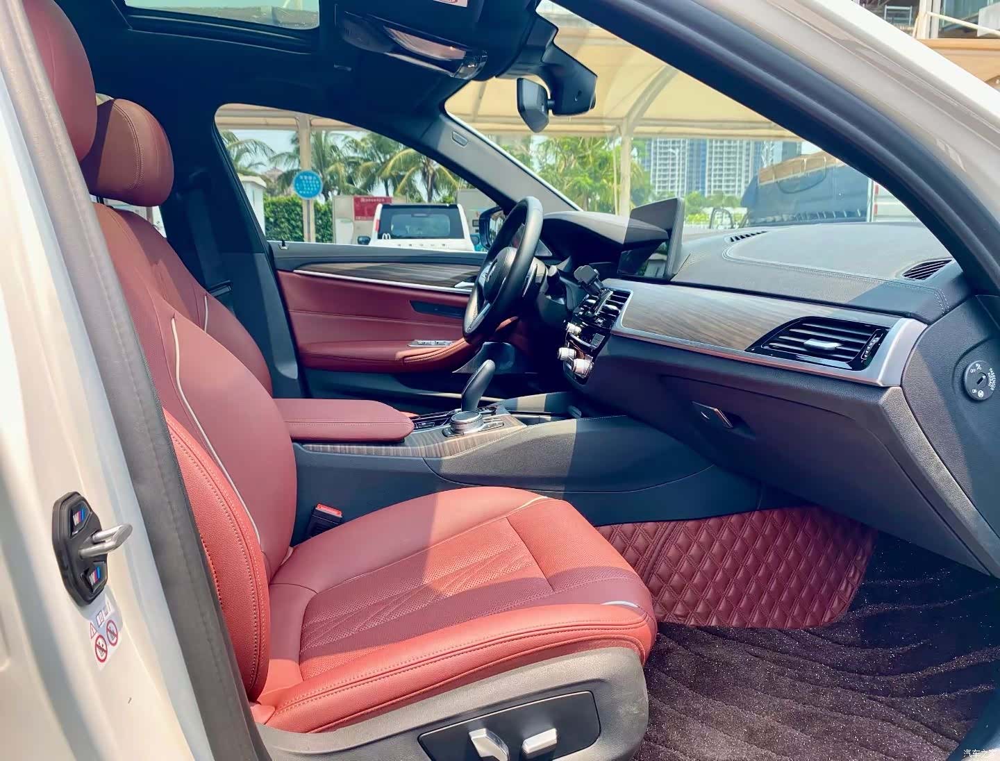 BMW 5 Series, 2022 7