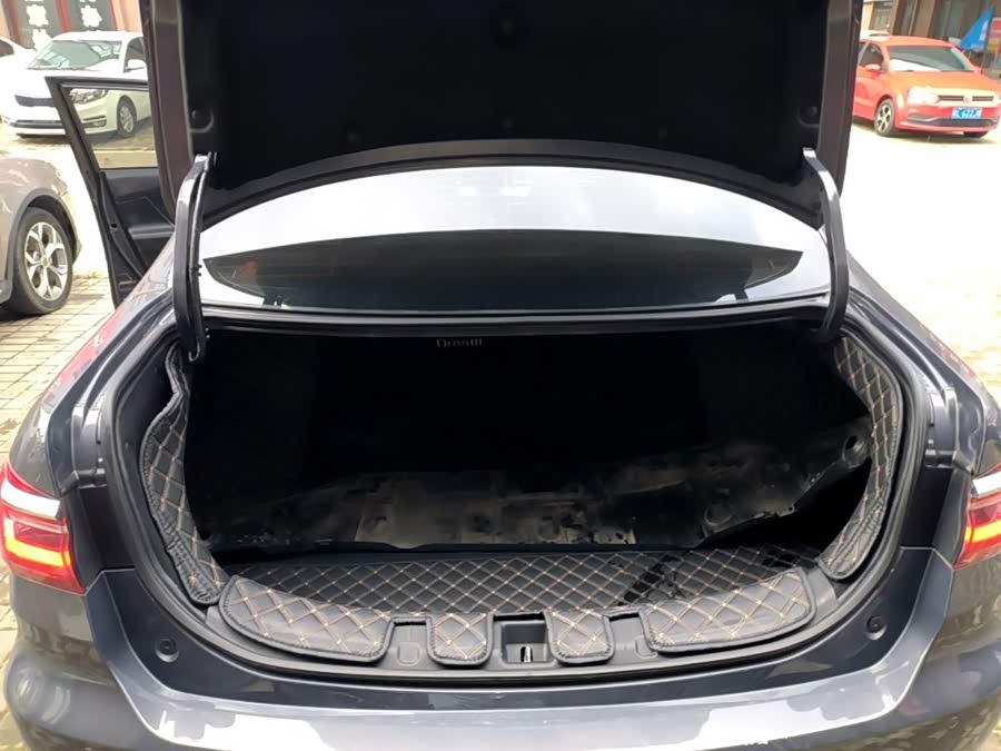 BYD Qin 2021, фото 18
