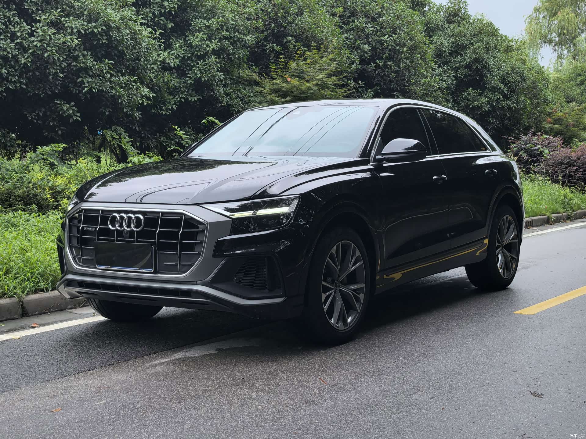 Audi Q8, 2021 1