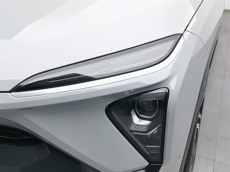NIO ES6