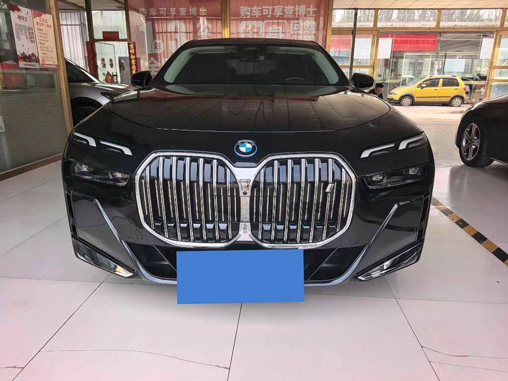 BMW i7 2023 eDrive50L Lead M Sport