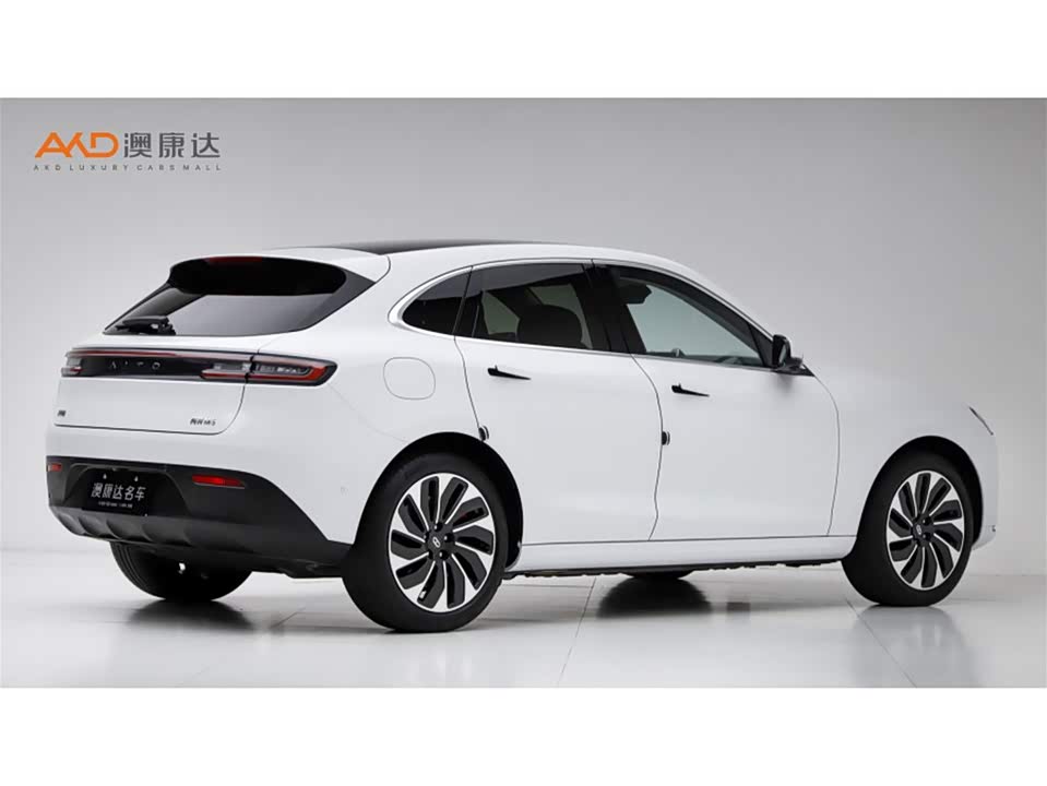 AITO Ask the world M5