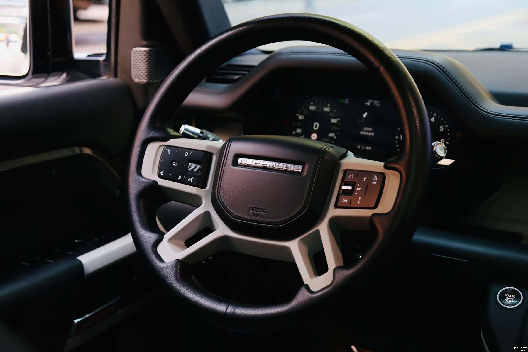 Land Rover Defender, 2021 17