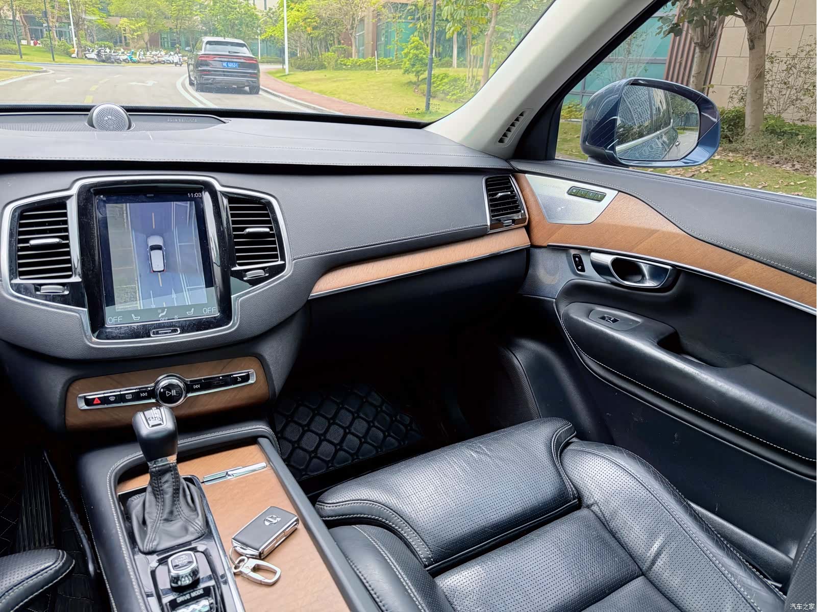 Volvo XC90, 2018 13