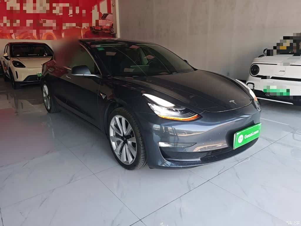 Tesla Model 3, 2019 4