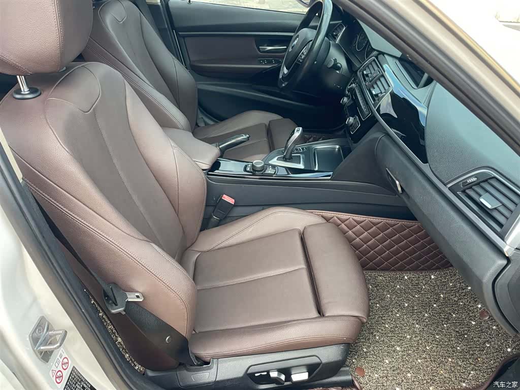 BMW 3 Series, 2018 все фото