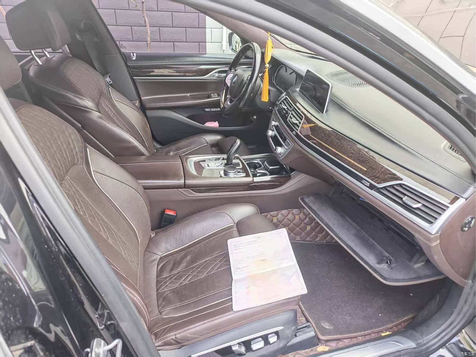 BMW 7 Series, 2017 все фото