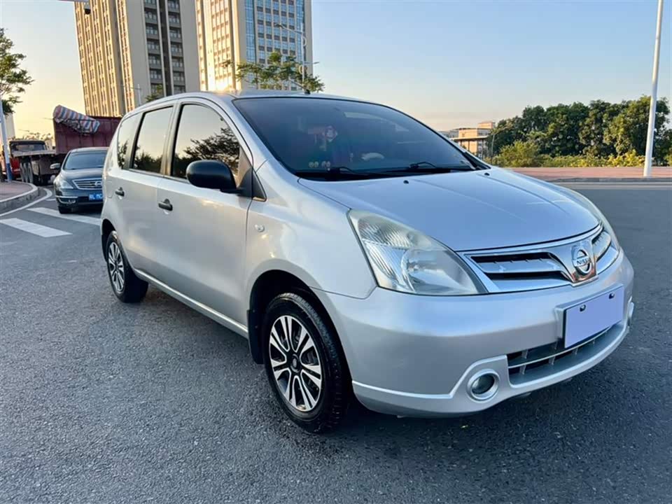 Nissan Liwei