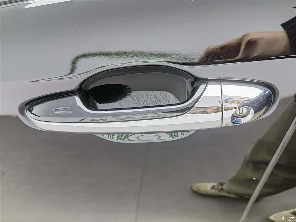 Toyota Crown, 2018 18