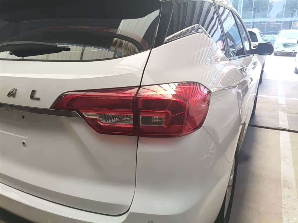 Haval M6, 2018 8