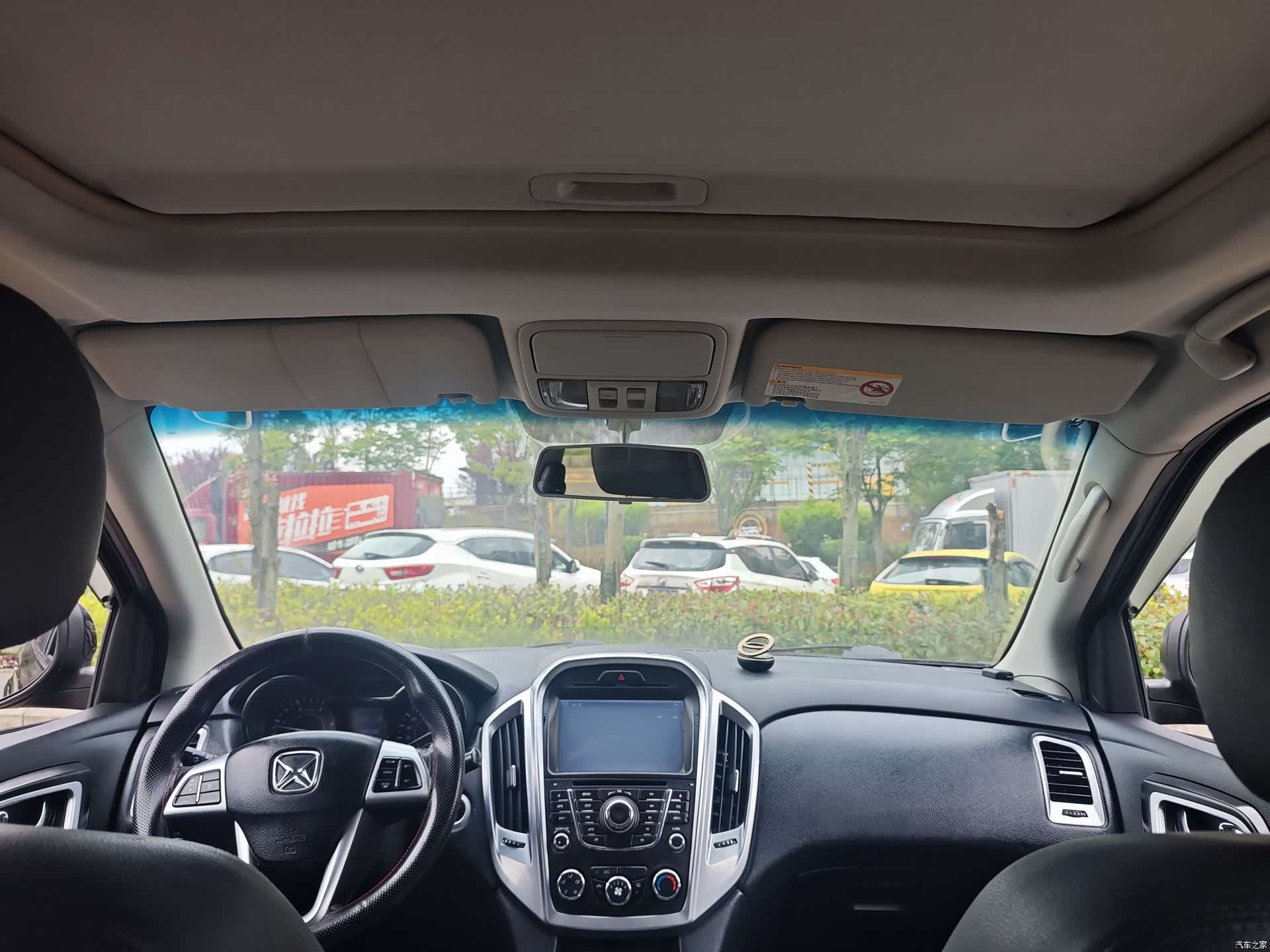 JMC S350, 2015 9