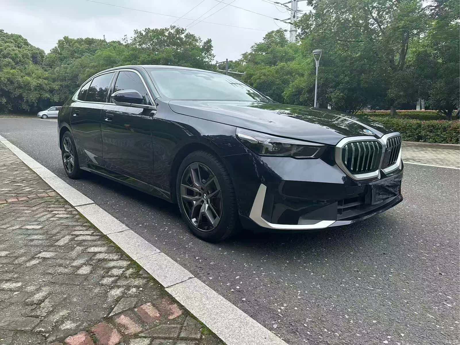 BMW 5 Series, 2025 7