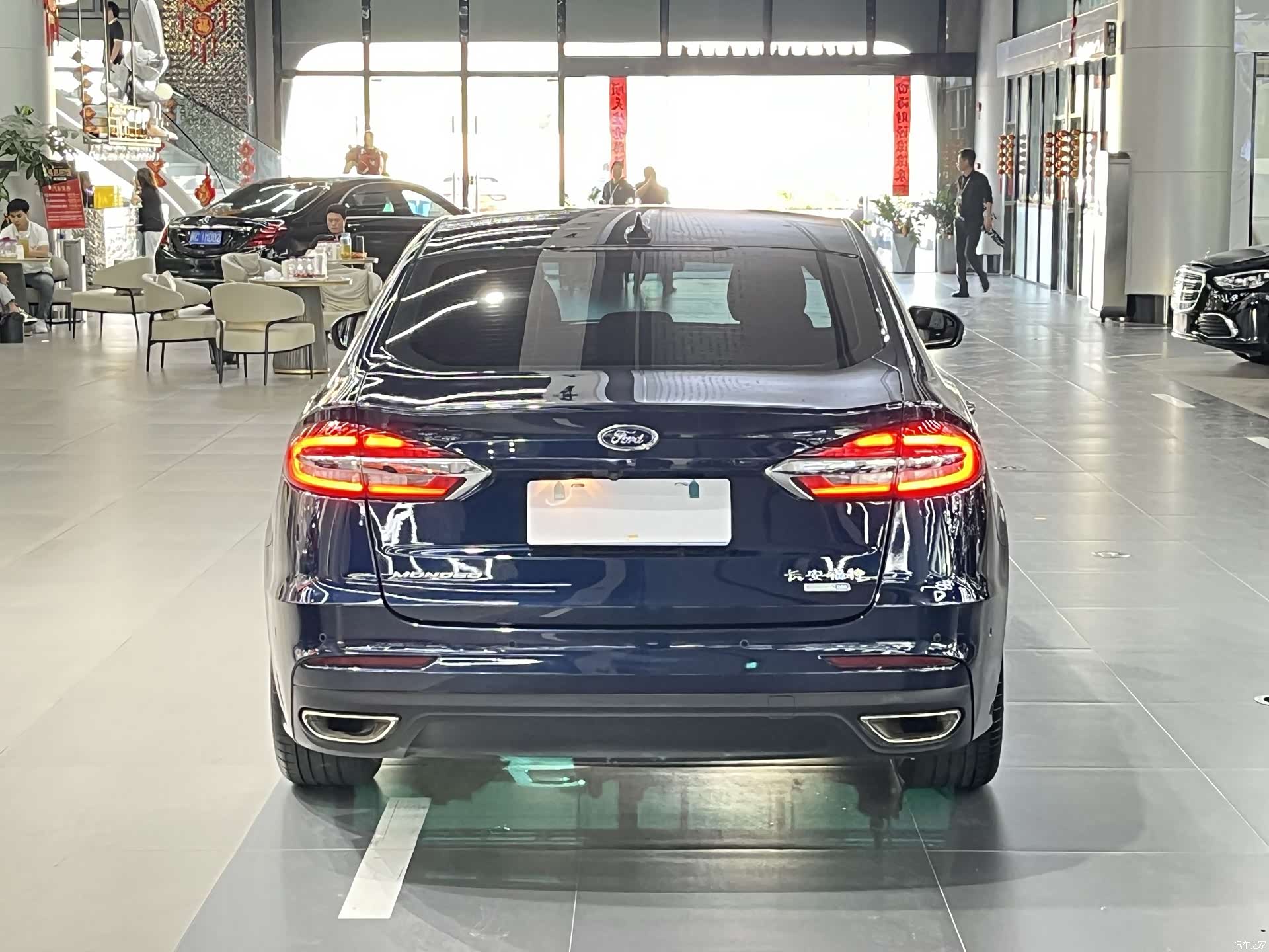 Ford Mondeo, 2020 9