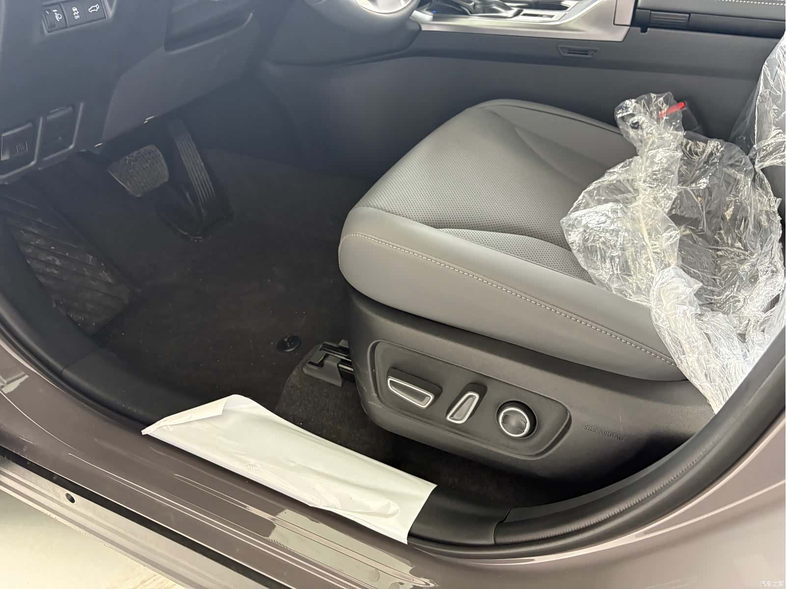 Toyota RAV4, 2026 21