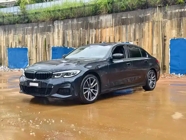 BMW 3 Series 2021 — купить из Китая под заказ