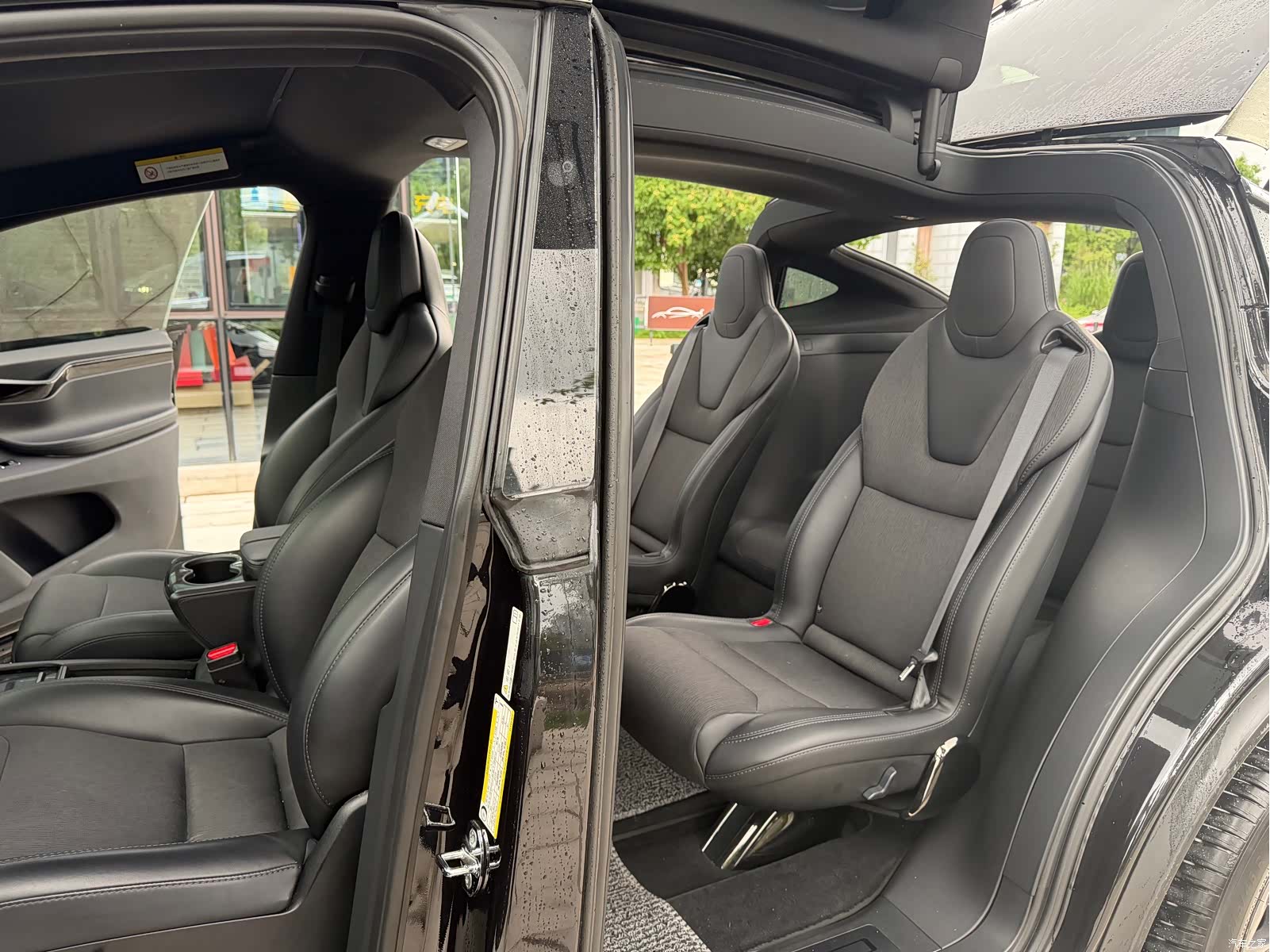 Tesla Model X, 2018 7