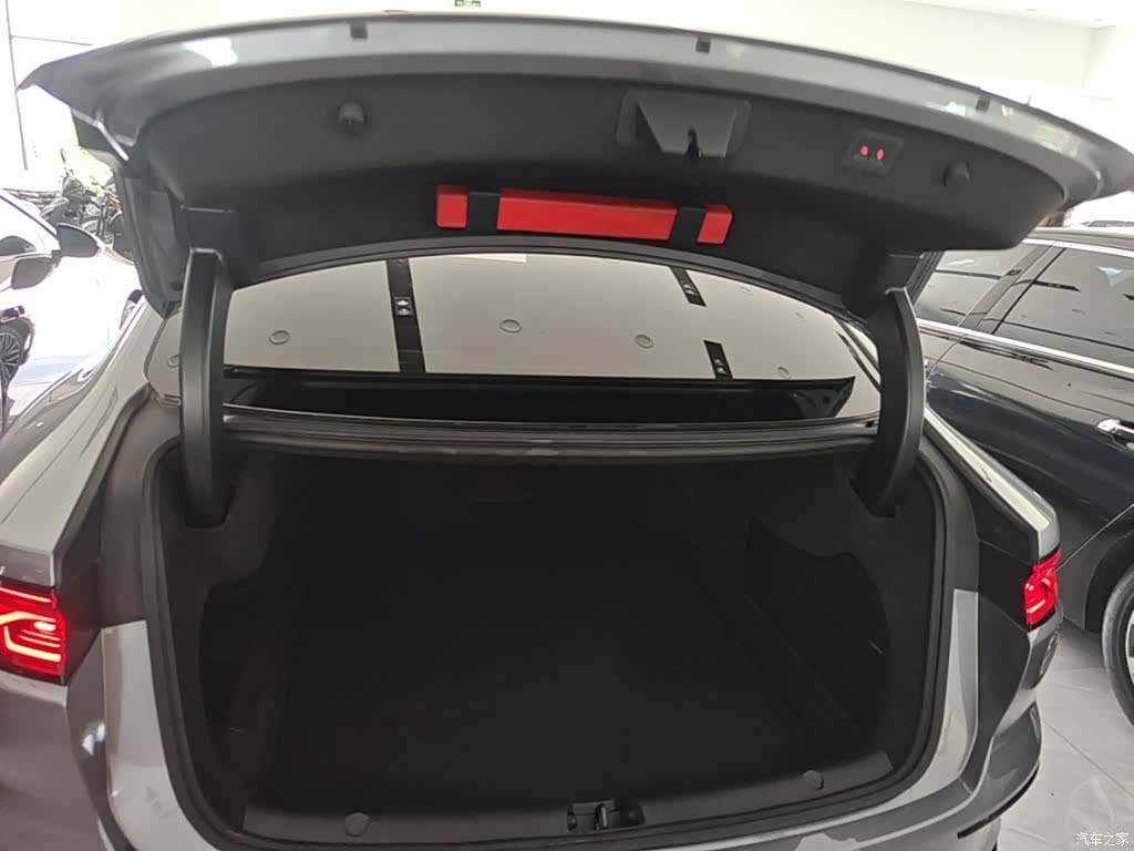 BYD Han, 2023 15