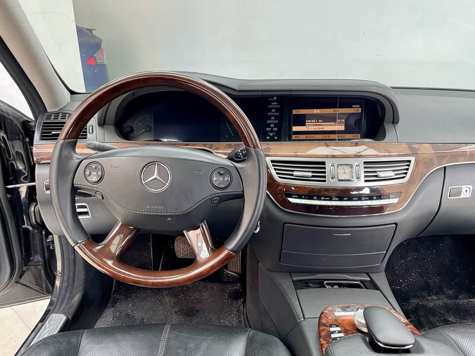 Mercedes-Benz S-class