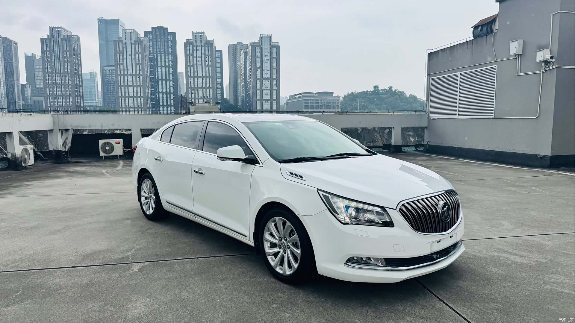 Buick LaCrosse, 2013 8
