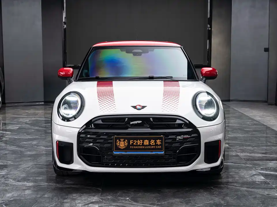 MINI JCW