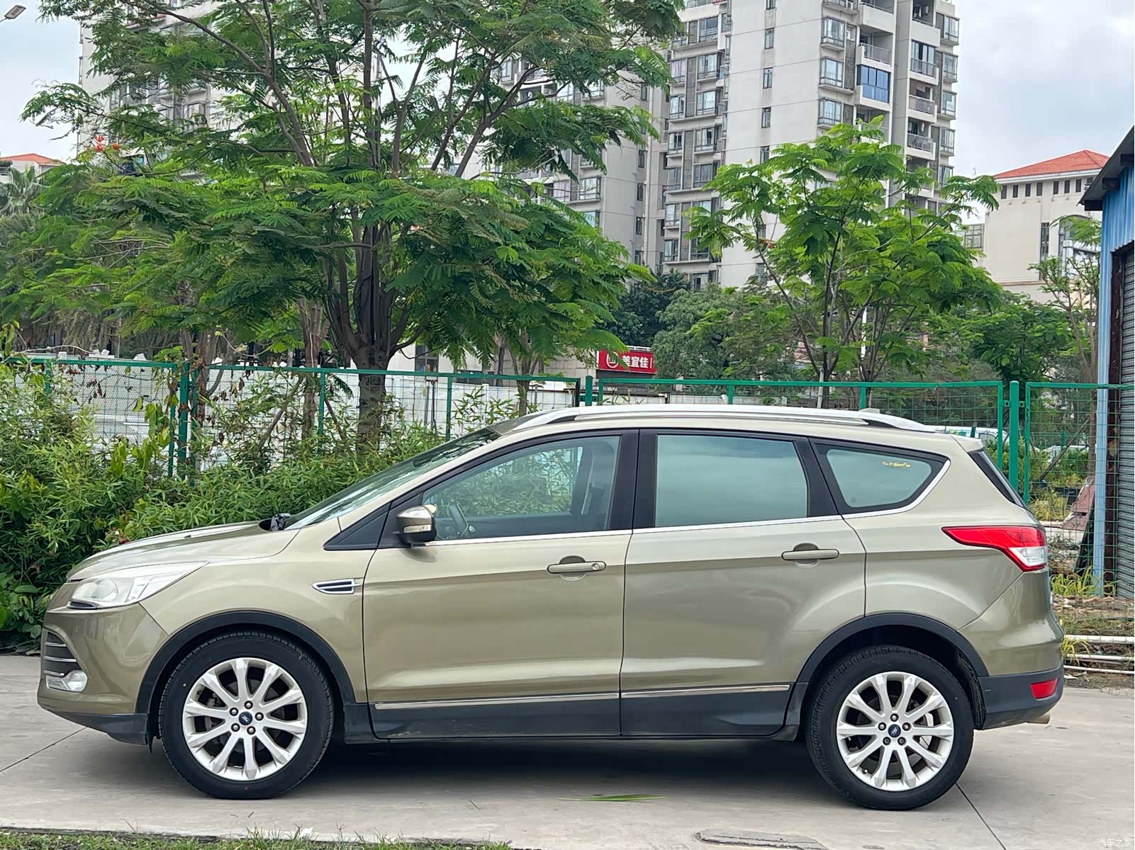 Ford Kuga, 2013 3