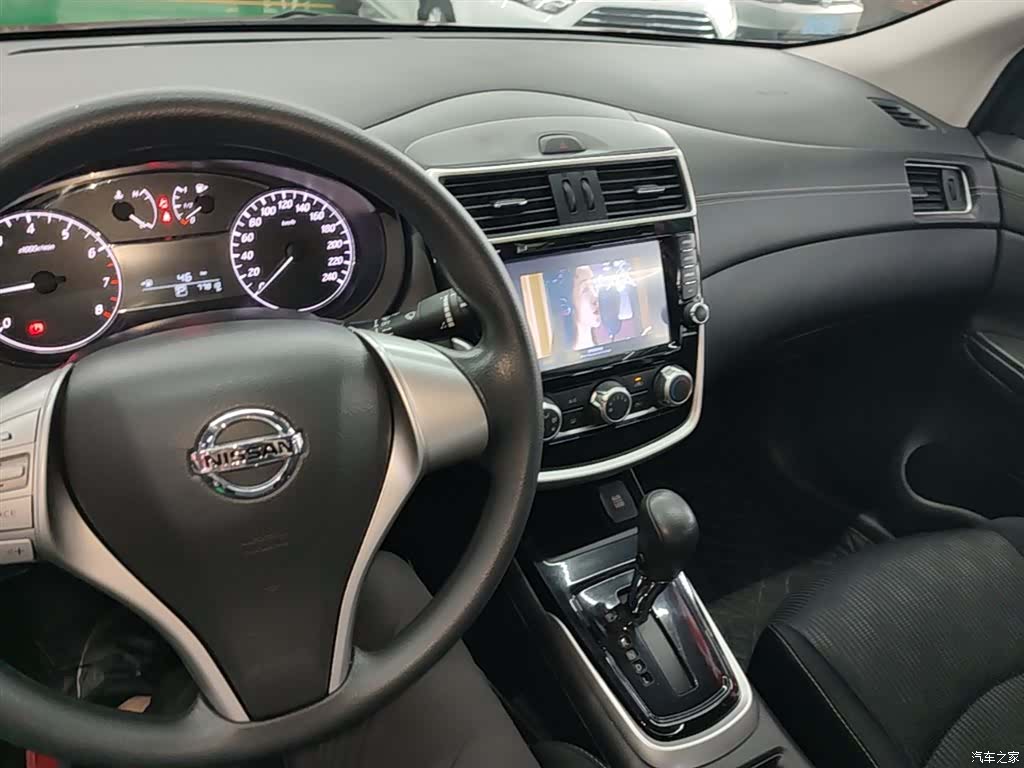 Nissan Tiida, 2016 10