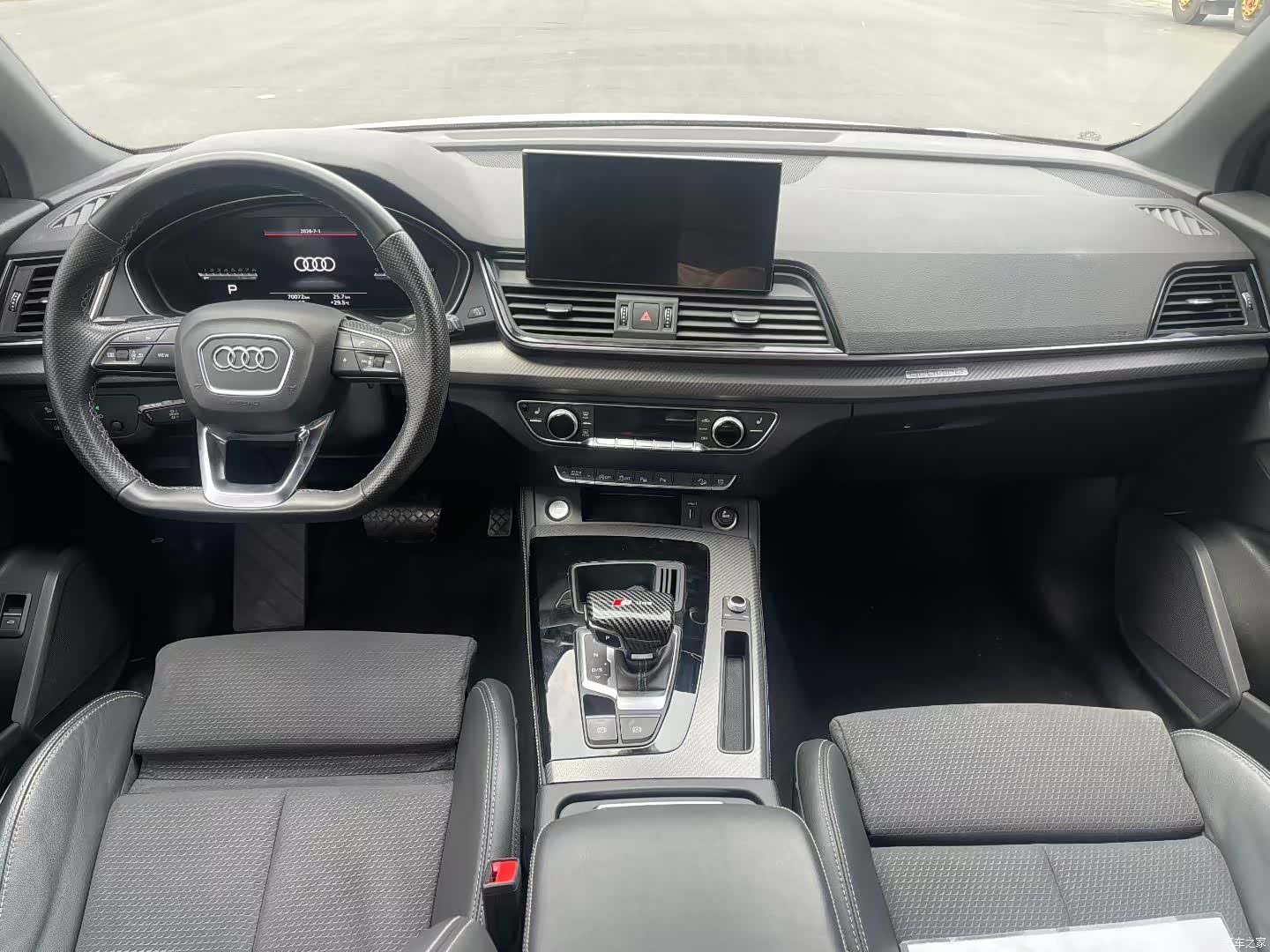 Audi Q5L, 2021 все фото