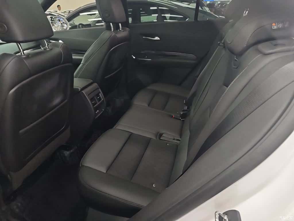 Cadillac XT4, 2021 17