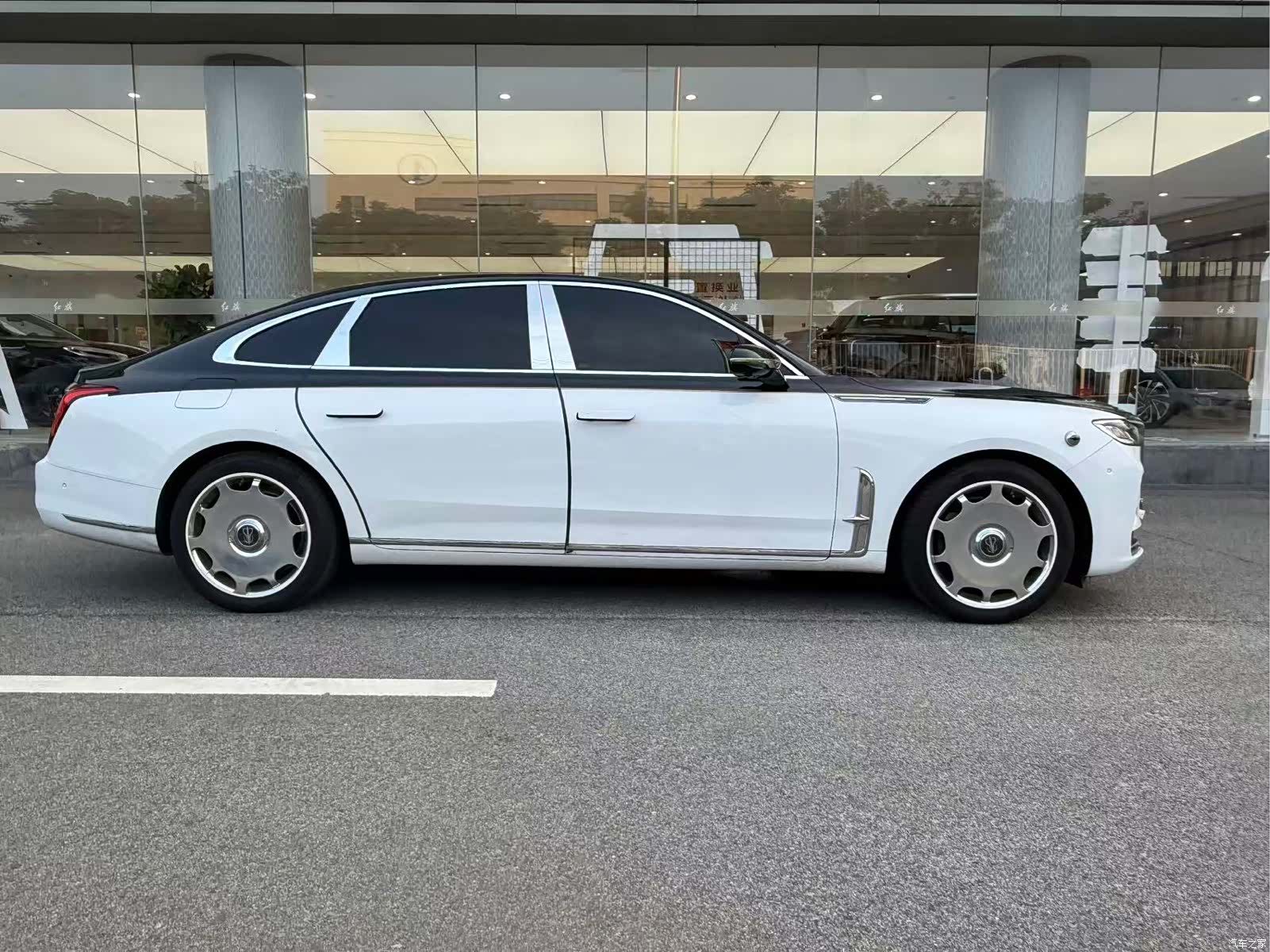 Hongqi H9, 2021 6