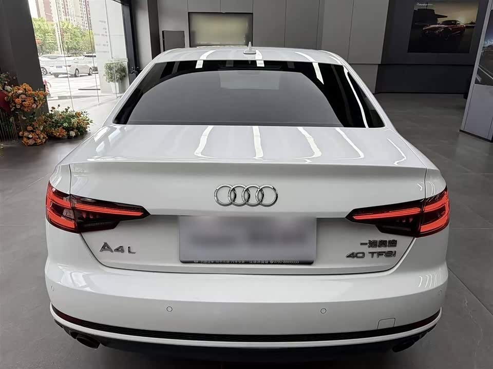 Audi A4L