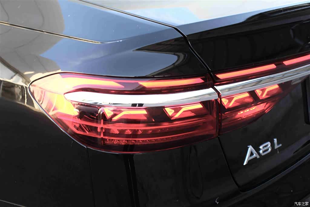Audi A8L, 2024 14