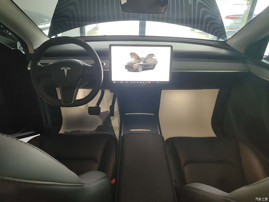 Tesla Model Y, 2023 10