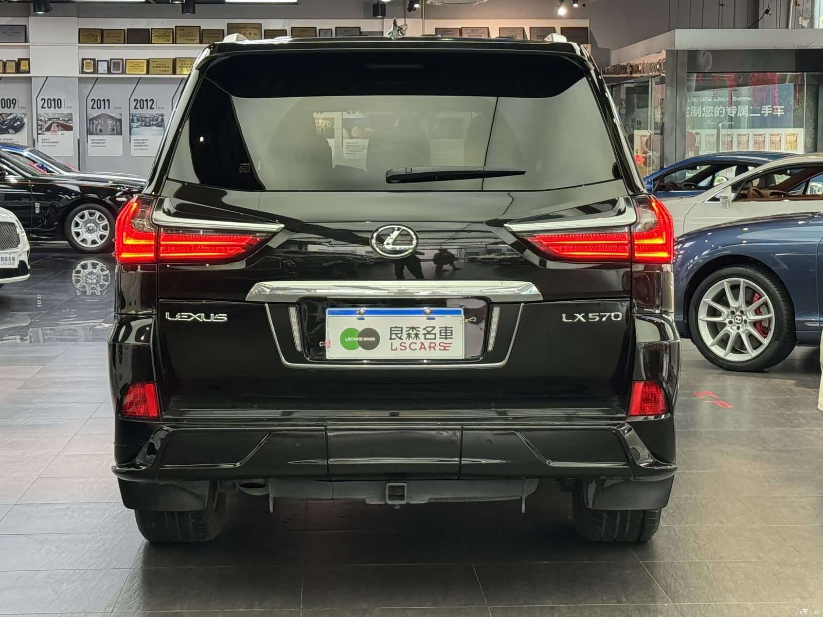 Lexus LX, 2019 все фото