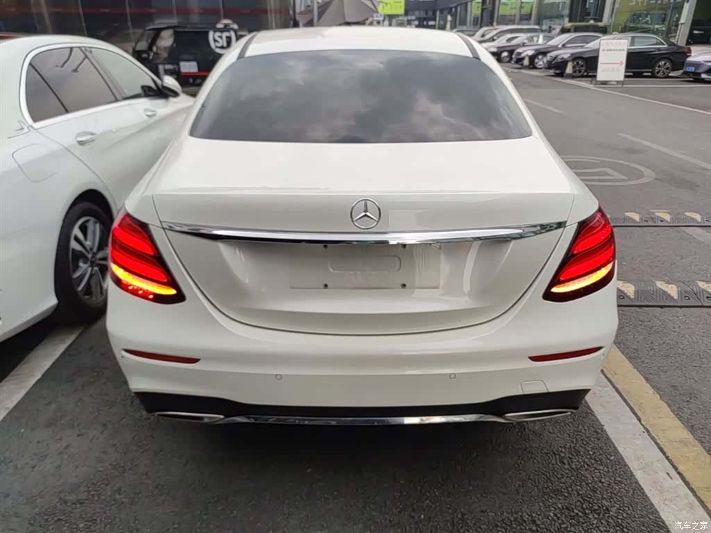 Mercedes-Benz E-Class, 2019 6