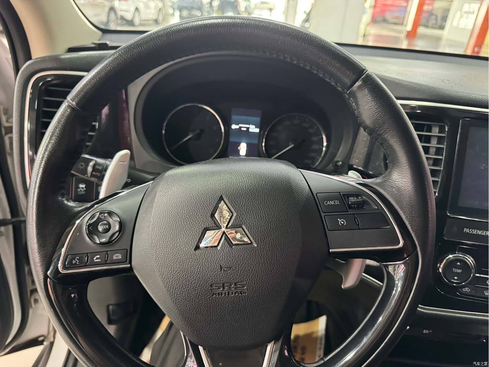 Mitsubishi Outlander, 2017 13