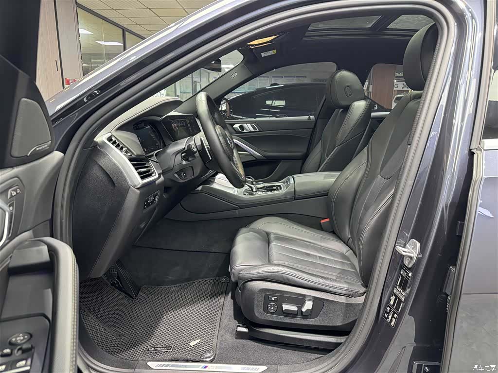 BMW X6, 2021 все фото
