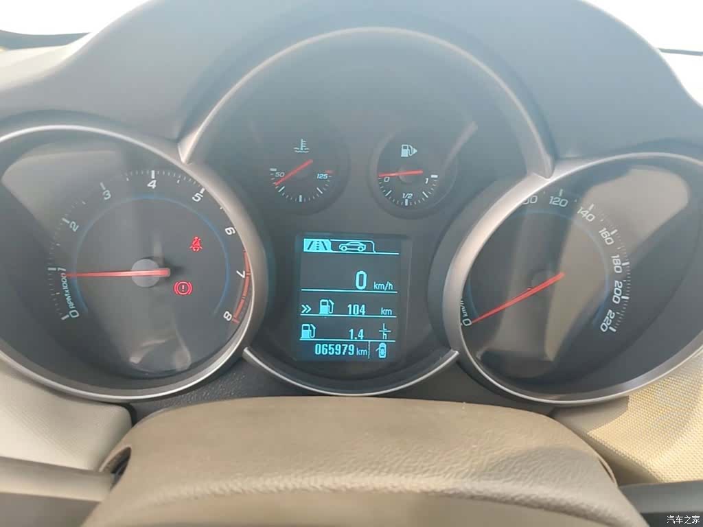 Chevrolet SE, 2015 12