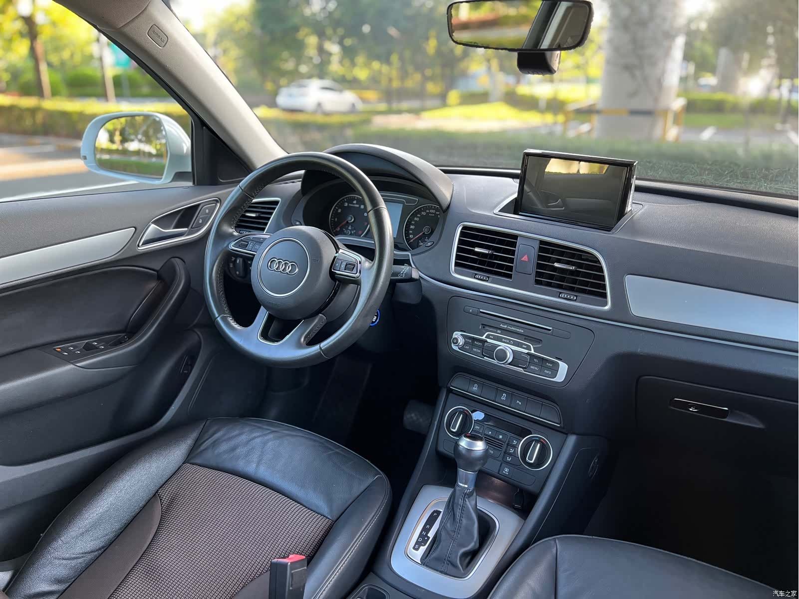 Audi Q3, 2018 12