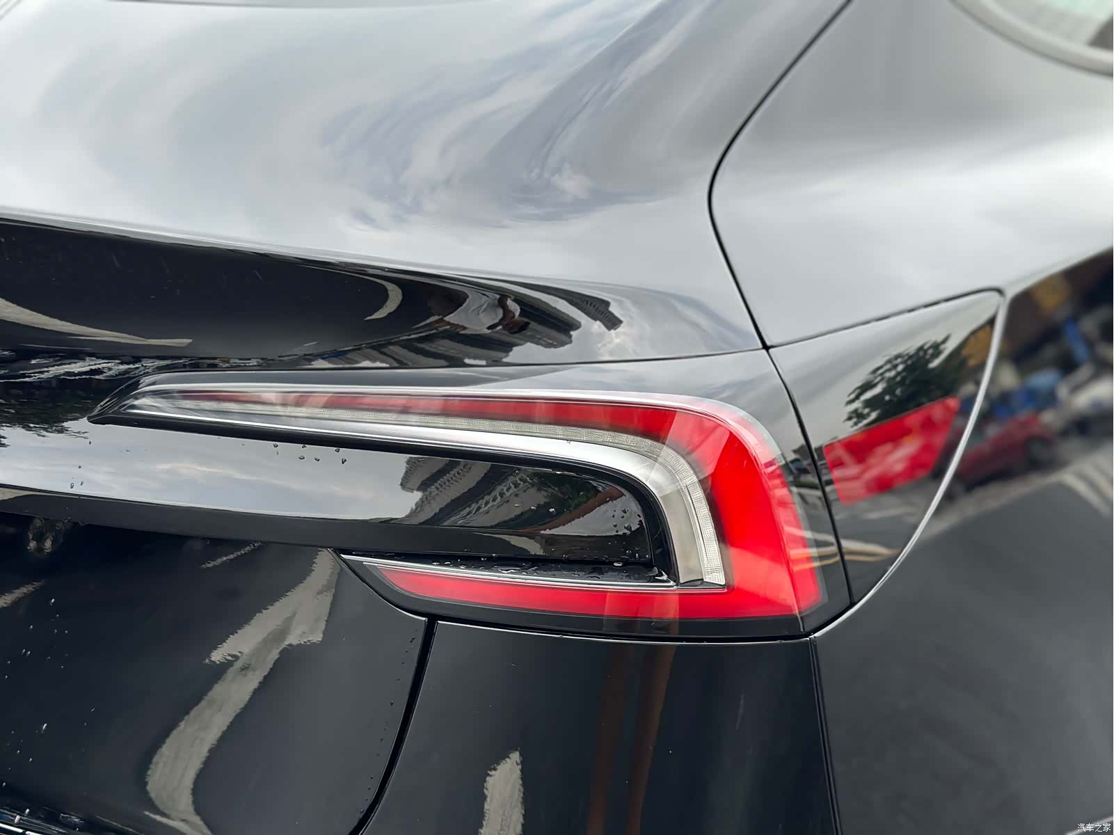 Tesla Model 3, 2025 14