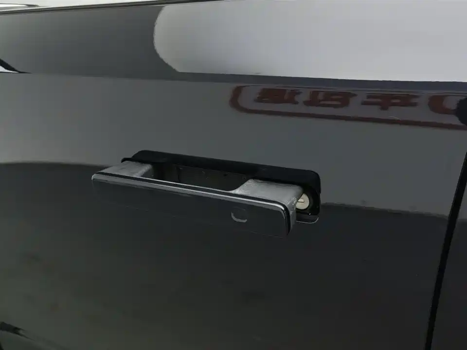 Changan UNI-K Smart iDD