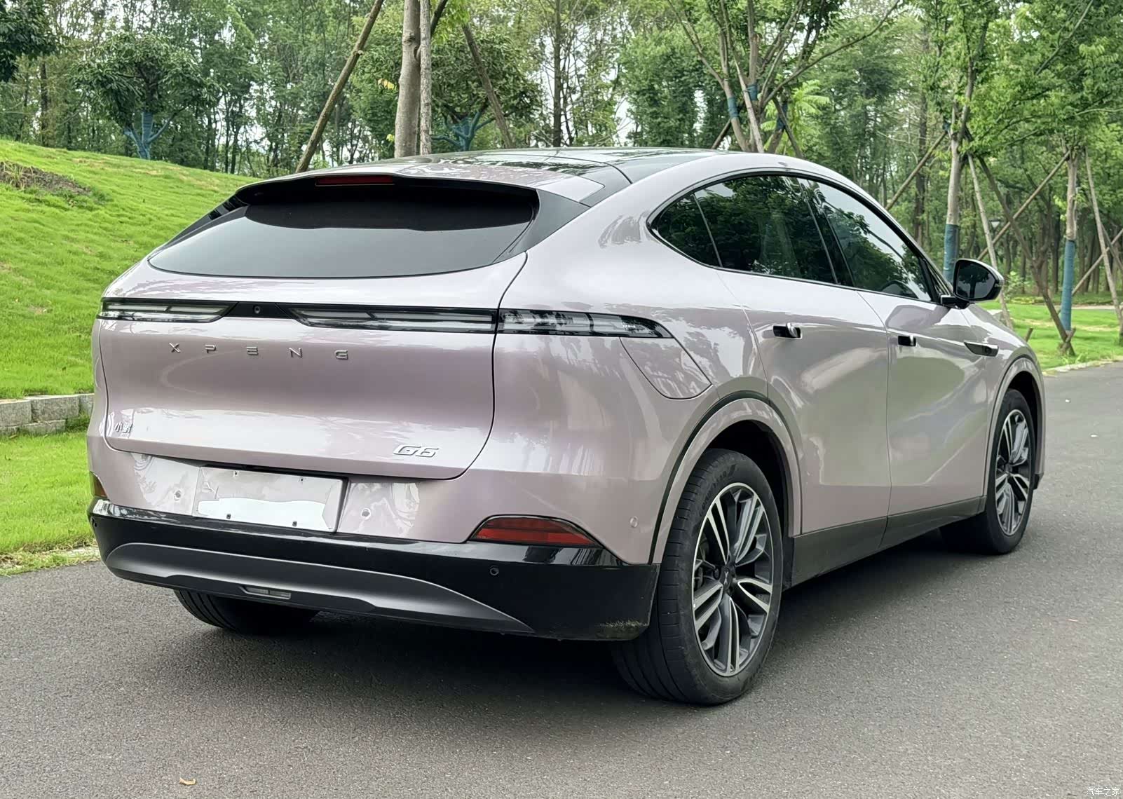 Xpeng G6, 2023 4