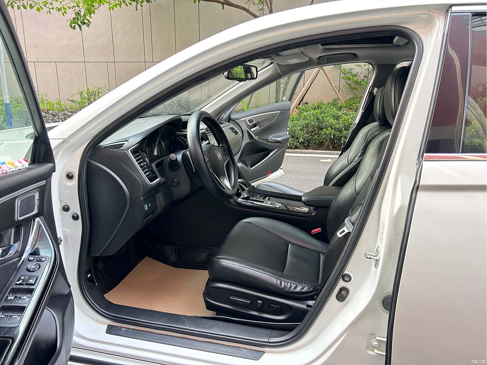Honda Spirior, 2016 все фото