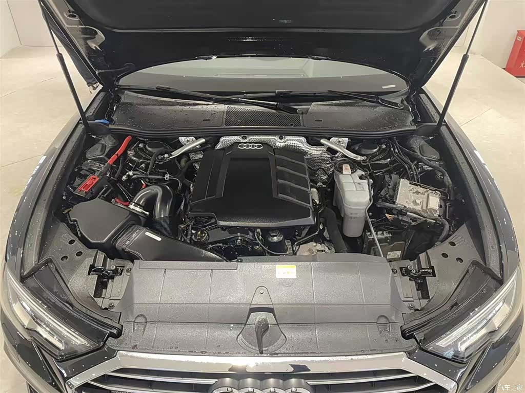 Audi A6L, 2022 9