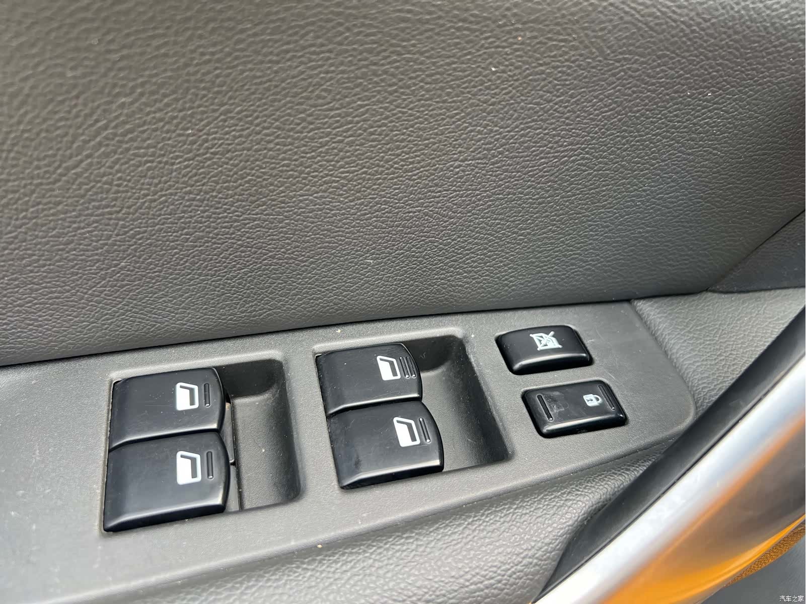 DongFeng AX4, 2018 все фото