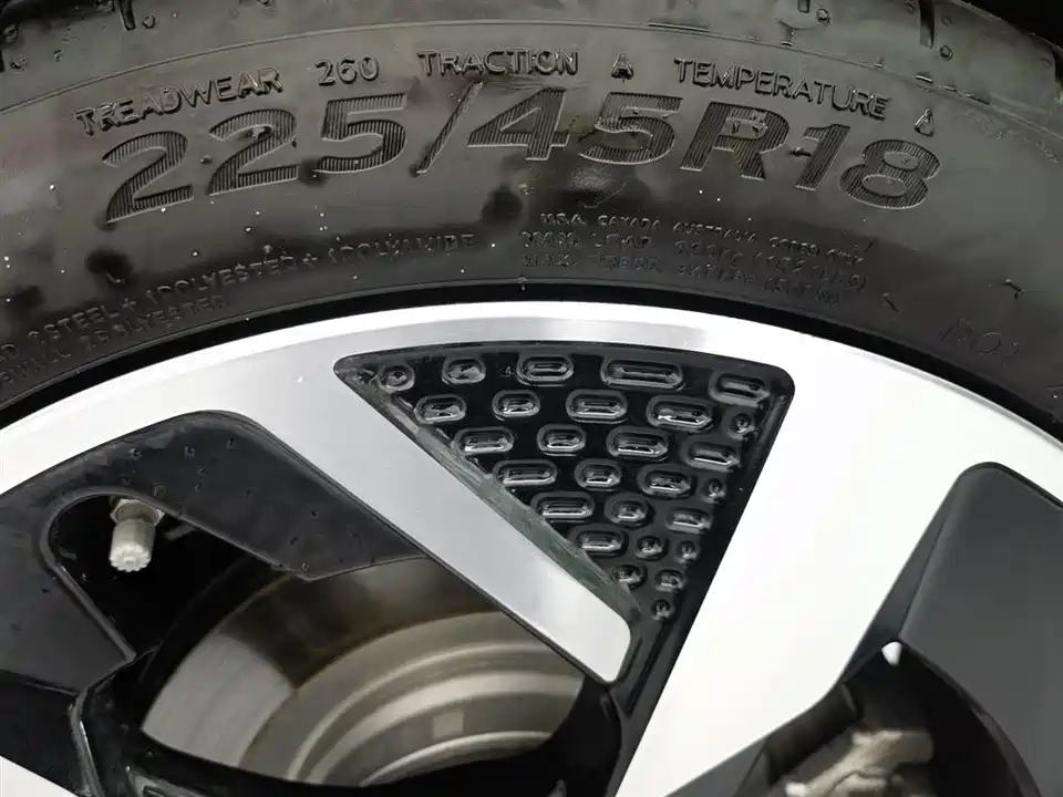 MINI Electric ACEMAN