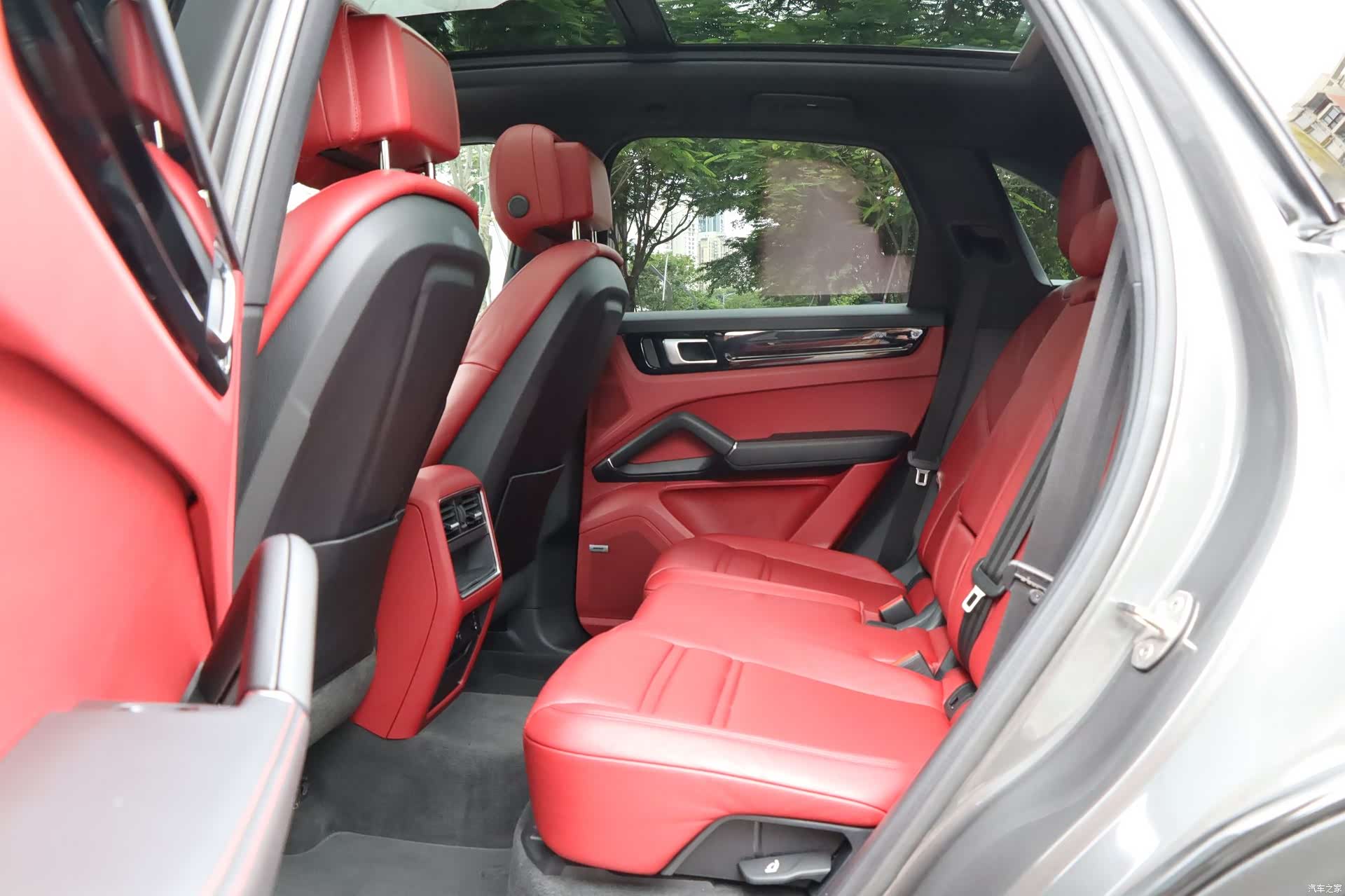 Porsche Cayenne, 2022 12