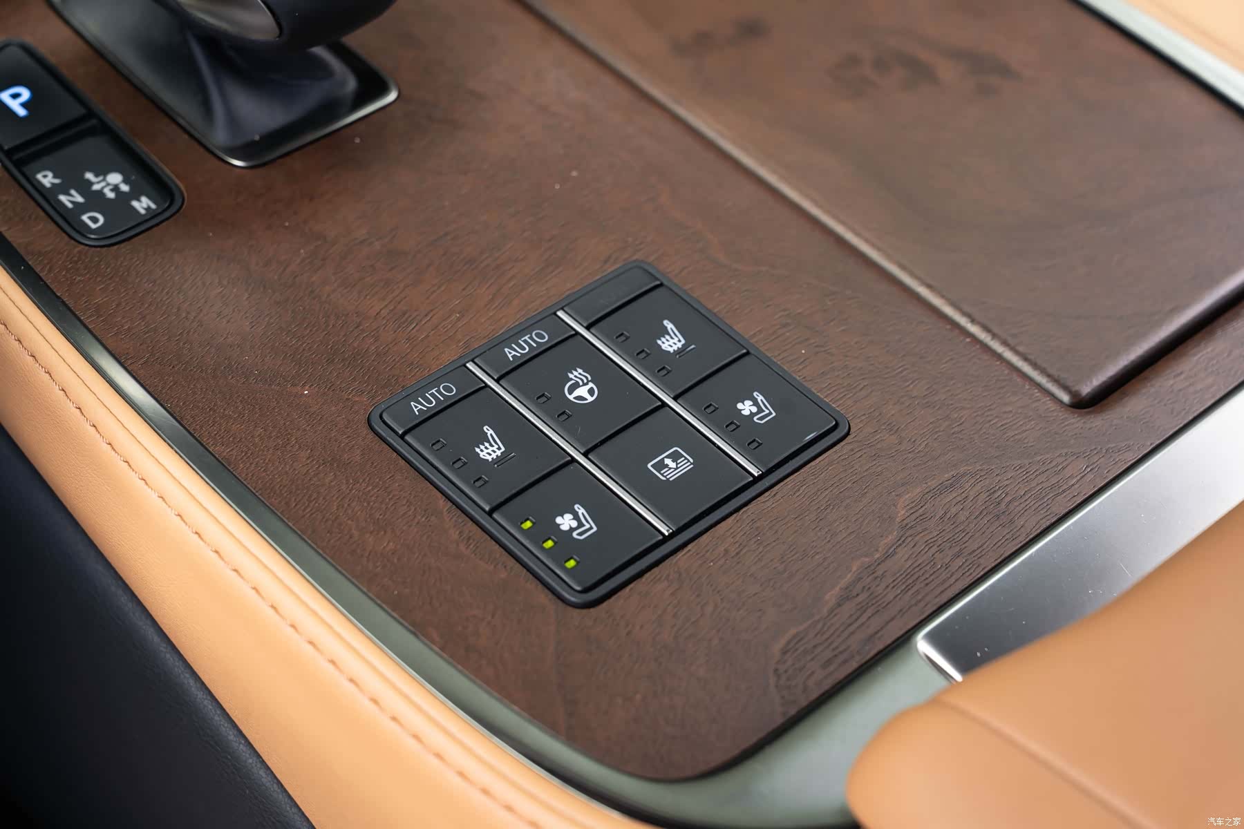 Lexus LS, 2023 19